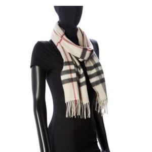 Plaid winter scarf